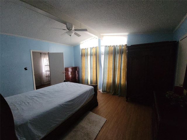 11087 Mills Creek Road, Conroe, TX 77304