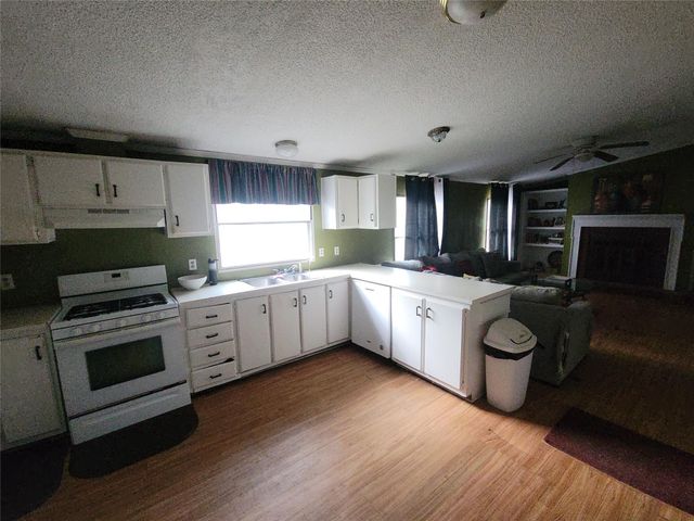 11087 Mills Creek Road, Conroe, TX 77304