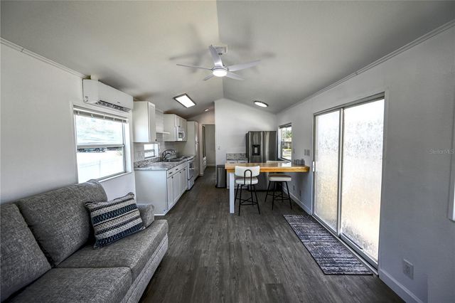 6720 PARK BOULEVARD N 1, Pinellas Park, FL 33781