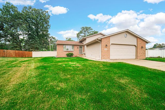 250 Hawthorne Court, Hobart, IN 46342