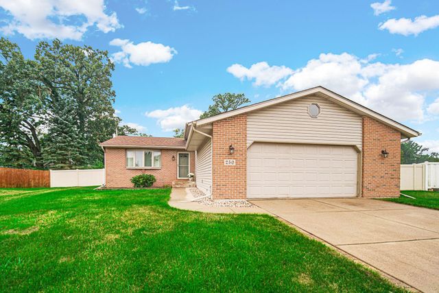 250 Hawthorne Court, Hobart, IN 46342