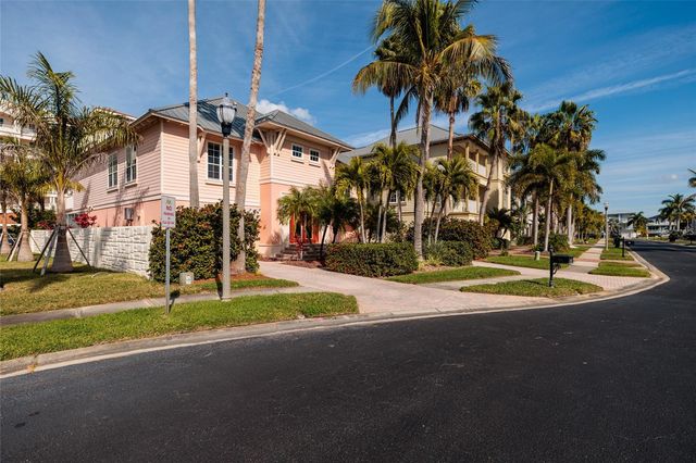 102 WIMBLEDON COURT, Redington Shores, FL 33708