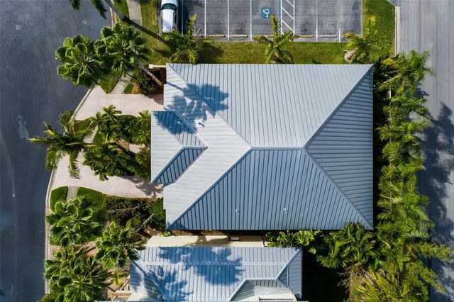 102 WIMBLEDON COURT, Redington Shores, FL 33708