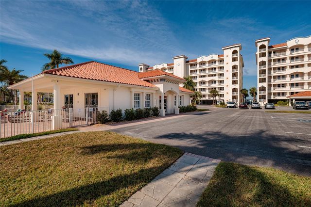 102 WIMBLEDON COURT, Redington Shores, FL 33708