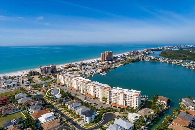 102 WIMBLEDON COURT, Redington Shores, FL 33708