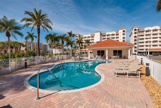 102 WIMBLEDON COURT, Redington Shores, FL 33708