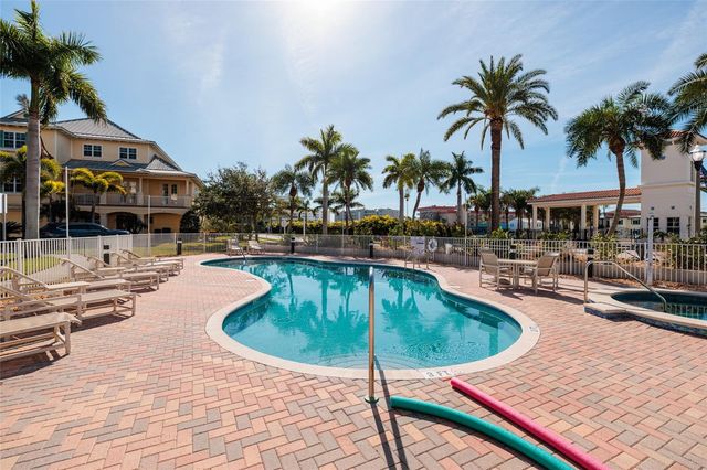 102 WIMBLEDON COURT, Redington Shores, FL 33708