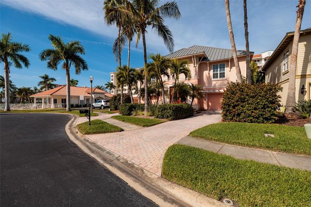 102 WIMBLEDON COURT, Redington Shores, FL 33708