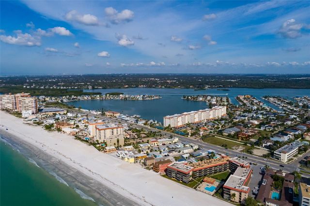 102 WIMBLEDON COURT, Redington Shores, FL 33708