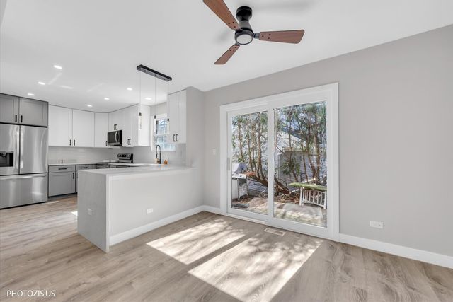 642 Williams Court, Gurnee, IL 60031