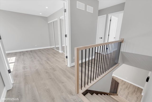 642 Williams Court, Gurnee, IL 60031