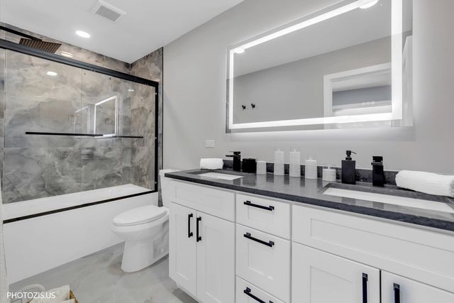 642 Williams Court, Gurnee, IL 60031