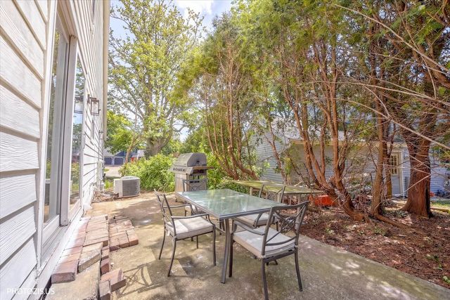 642 Williams Court, Gurnee, IL 60031