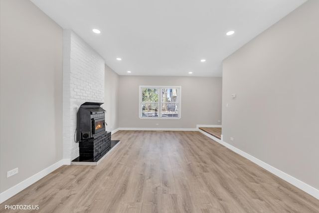 642 Williams Court, Gurnee, IL 60031