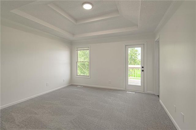 14105 LORA Street, Smithville, MO 64089