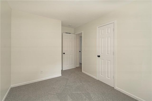 14105 LORA Street, Smithville, MO 64089
