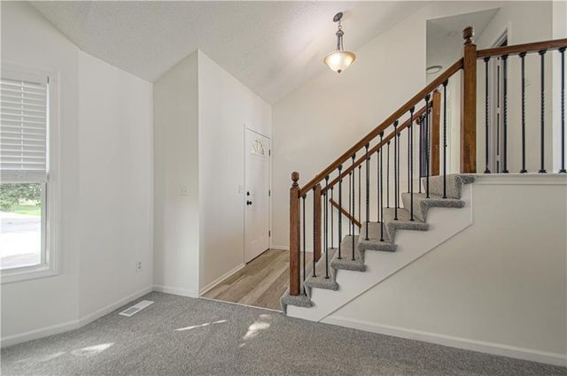 14105 LORA Street, Smithville, MO 64089