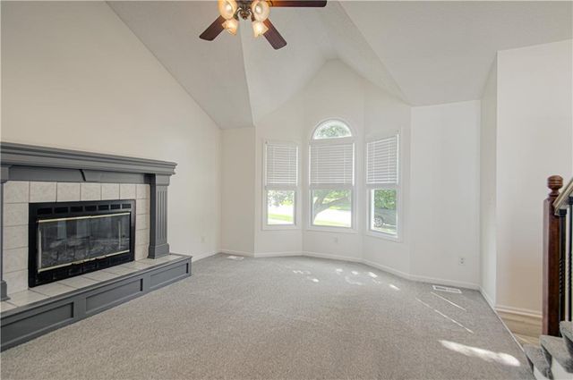 14105 LORA Street, Smithville, MO 64089