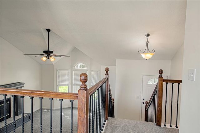 14105 LORA Street, Smithville, MO 64089