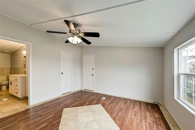 22515 Felicia DR, Spicewood, TX 78669