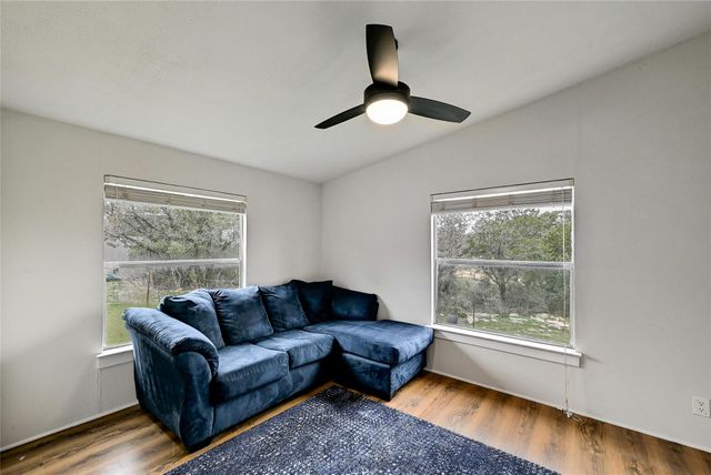 22515 Felicia DR, Spicewood, TX 78669