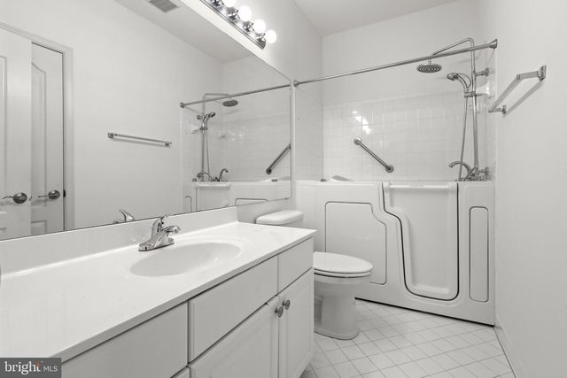 4226 HUNTSHIRE RD, Randallstown, MD 21133