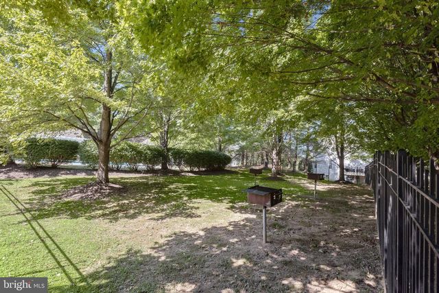 4226 HUNTSHIRE RD, Randallstown, MD 21133