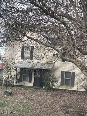 31 Leget Street, Waterford, OH 45786