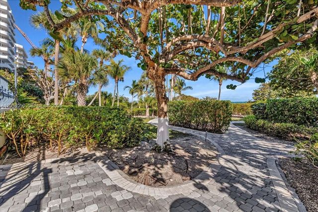 8877 Collins Ave PH-2, Surfside, FL 33154