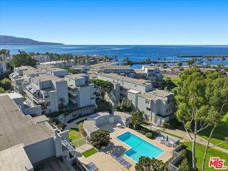 240 The Village 210, Redondo Beach, CA 90277