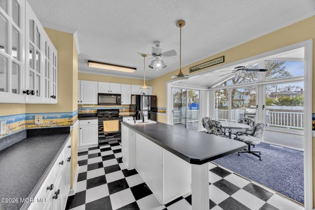 9 Robertsville Road, Freehold, NJ 07728