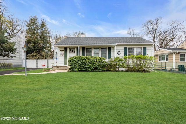 9 Robertsville Road, Freehold, NJ 07728