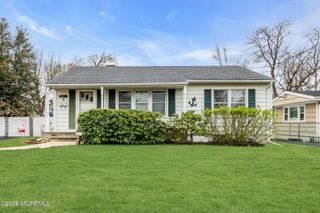 9 Robertsville Road, Freehold, NJ 07728