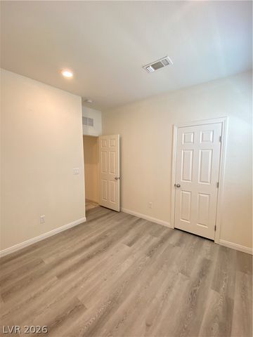8216 Lantana Springs Street, Las Vegas, NV 89113