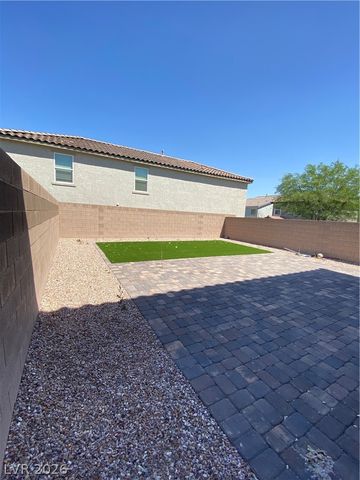 8216 Lantana Springs Street, Las Vegas, NV 89113