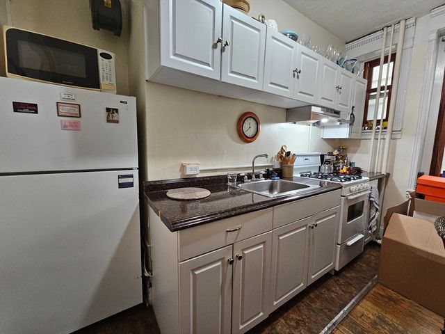8 Garrison St 500, Boston, MA 02116