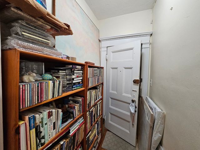 8 Garrison St 500, Boston, MA 02116