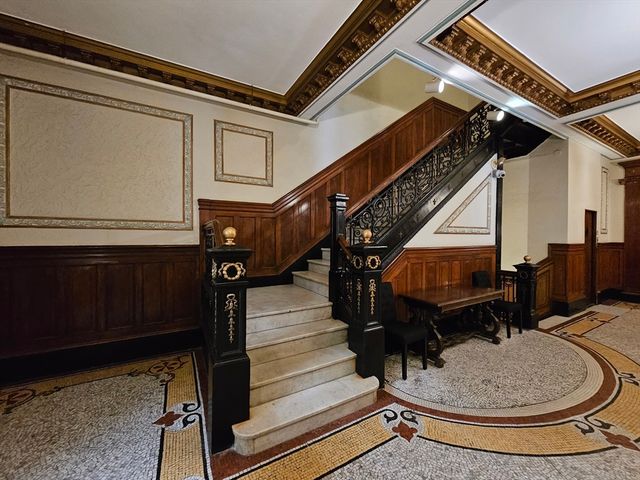 8 Garrison St 500, Boston, MA 02116