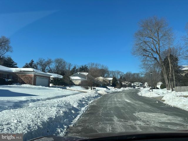 2 W HIGH RIDGE RD, Cherry Hill, NJ 08003