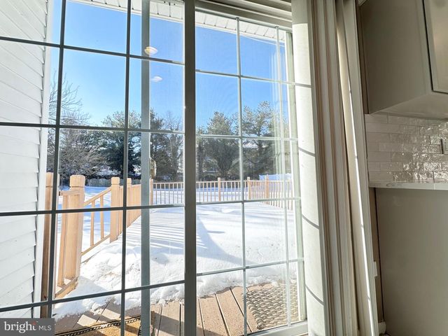 2 W HIGH RIDGE RD, Cherry Hill, NJ 08003