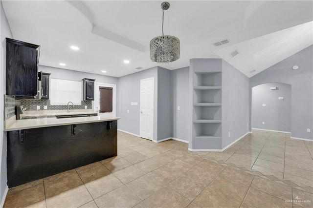 2707 Silver Oak Avenue, Mission, TX 78574