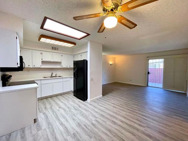 3067 Sunflower Circle E, Palm Springs, CA 92262