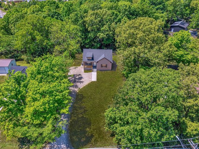 317 Lewis Hollow Road, Dickson, TN 37055