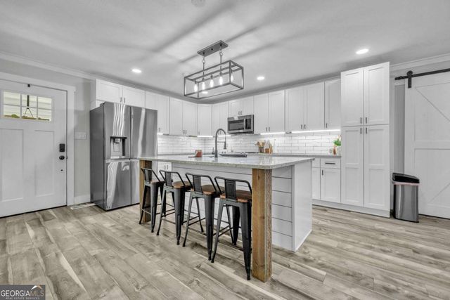 410 Coleman Drive, Statham, GA 30666