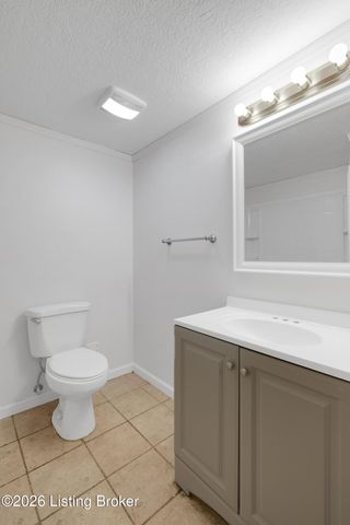 4034 Addison Ln, Louisville, KY 40216