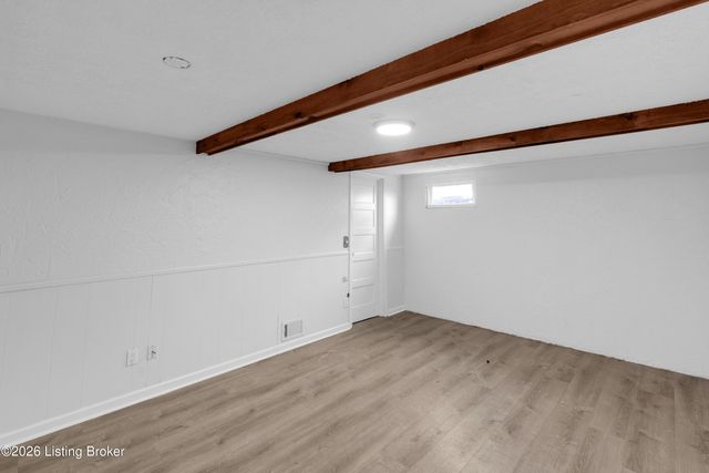 4034 Addison Ln, Louisville, KY 40216