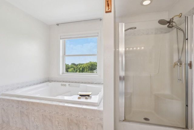 3202 Crossway ROAD, Burlington, WI 53105