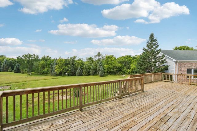 3202 Crossway ROAD, Burlington, WI 53105