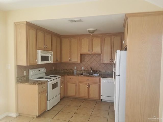 1208 W Wisconsin Road C, Edinburg, TX 78539