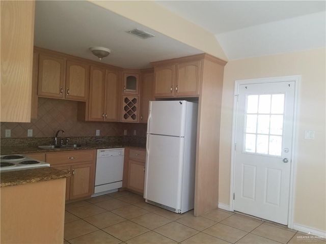 1208 W Wisconsin Road C, Edinburg, TX 78539